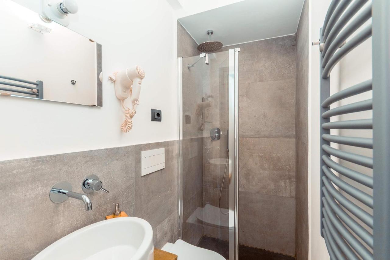 Maison Metropole Dante Торино Екстериор снимка