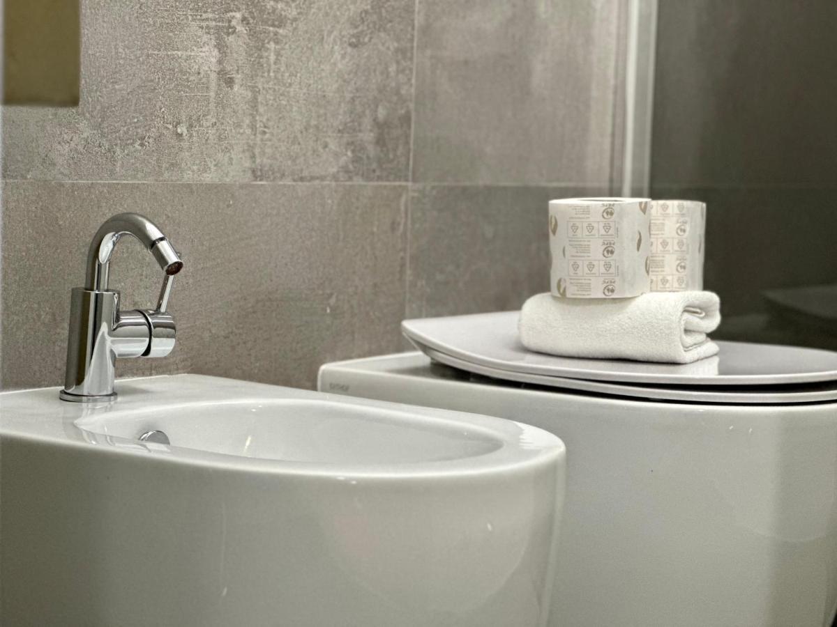 Maison Metropole Dante Торино Екстериор снимка